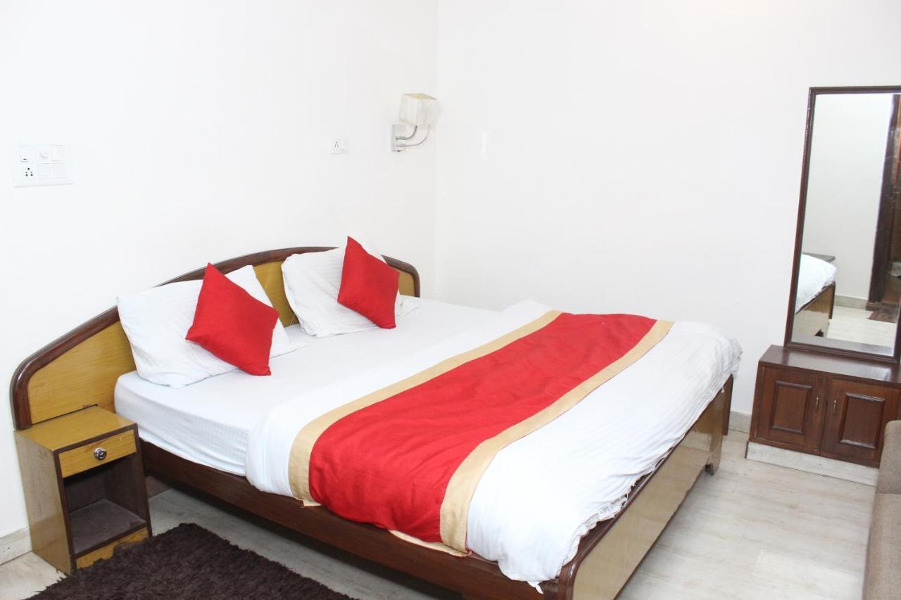 Hotel Dolls Inn Nainital Zewnętrze zdjęcie