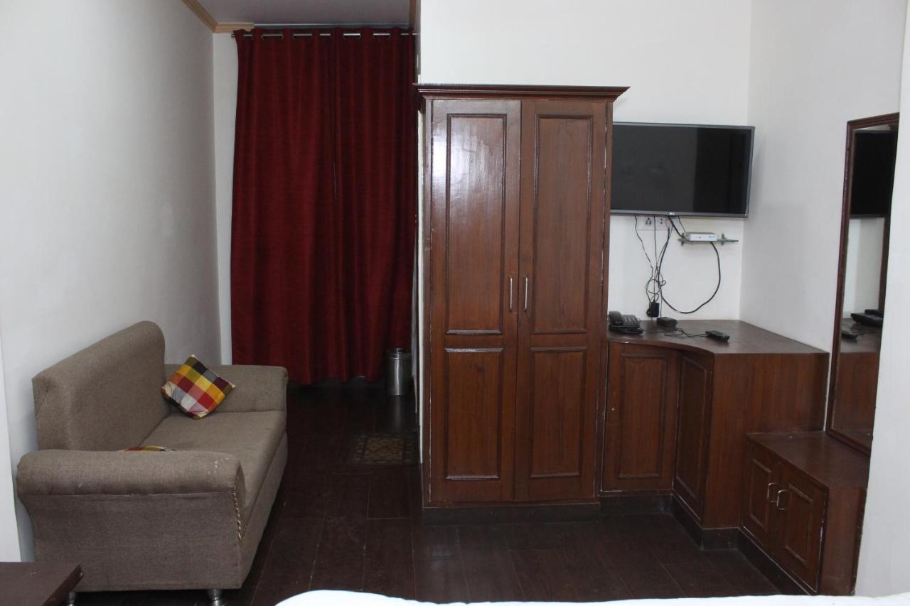 Hotel Dolls Inn Nainital Zewnętrze zdjęcie